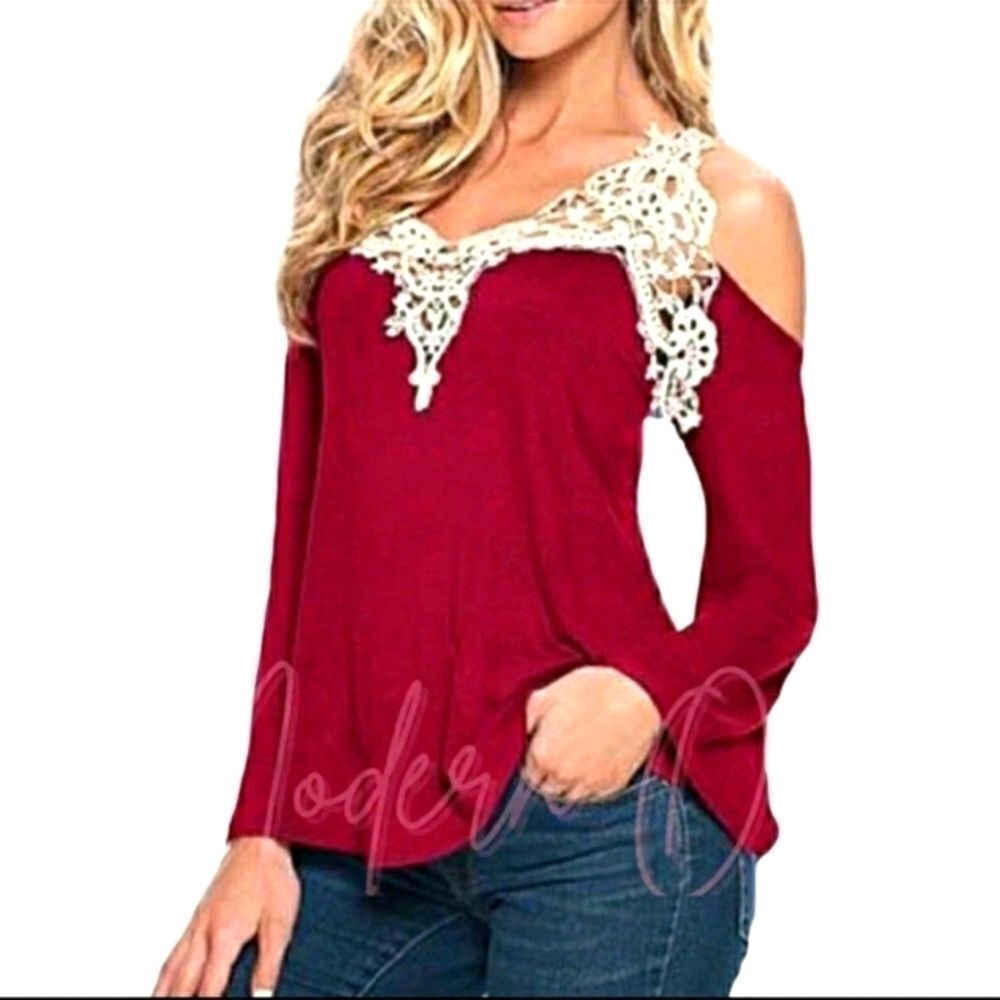 Plus sz 18 20 22  Floral lace cold shoulder top